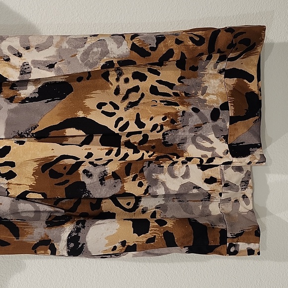 DIANE VON FURSTENBURG Sabine Animal Print Dress Size 6 LUXURY - Picture 7 of 9